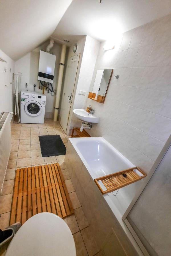 Holiday Home Holiday Hill 47 By Interhome Cista  エクステリア 写真