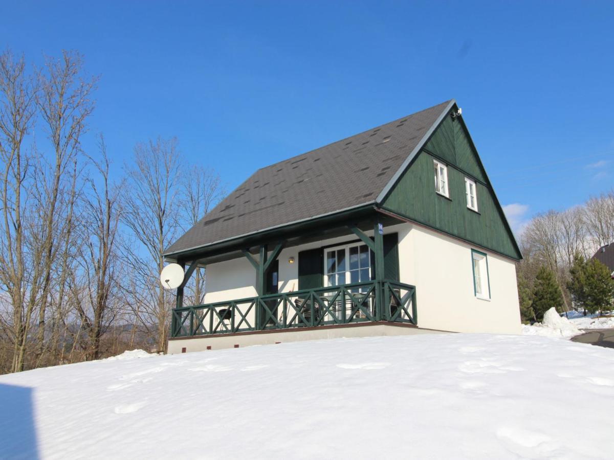 Holiday Home Holiday Hill 47 By Interhome Cista  エクステリア 写真